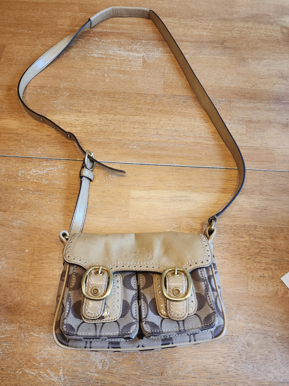 This Coach Bleeker Jessie swing shoulder bag  signature canvas& tan leather